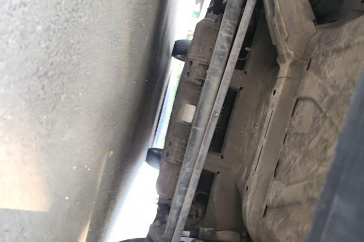 Used NETA V 2021 Long-Range Entertainment Edition Upgrade Model Chassis Rear
