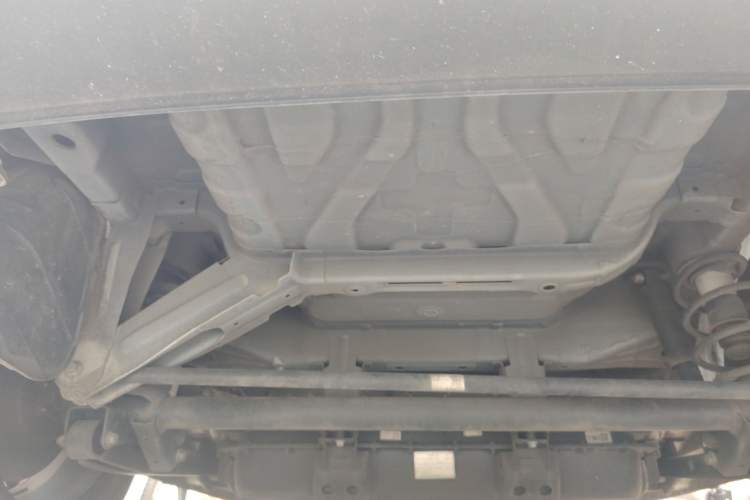 Used NETA V 2021 Long-Range Entertainment Edition Upgrade Model Chassis Rear