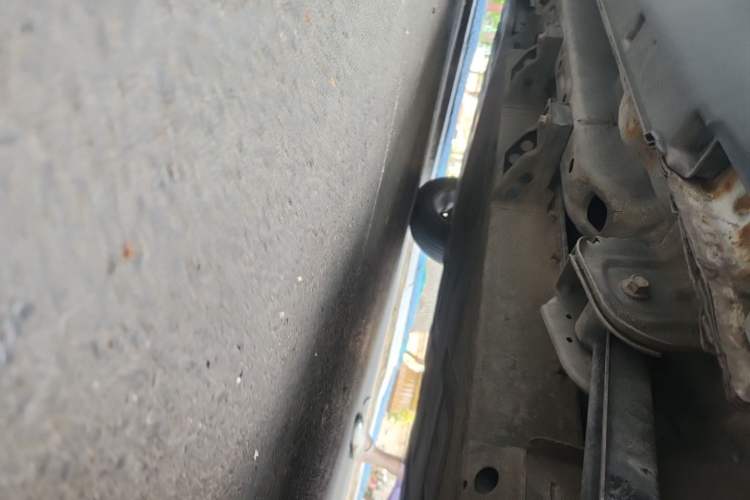 Used NETA V 2021 Long-Range Entertainment Edition Upgrade Model Chassis Rear Left