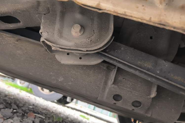 Used NETA V 2021 Long-Range Entertainment Edition Chassis Rear Left