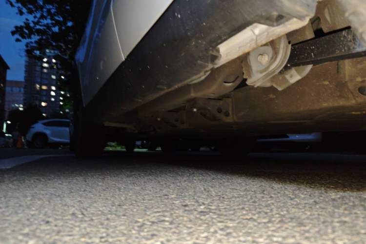 Used NETA V 2021 Long-Range Entertainment Edition Upgrade Model Chassis Rear Left