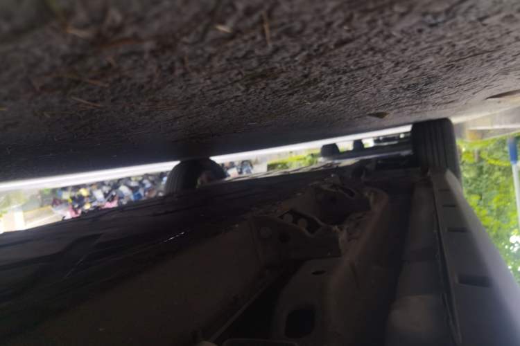 Used NETA V 2021 Long-Range Entertainment Edition Chassis Rear Left