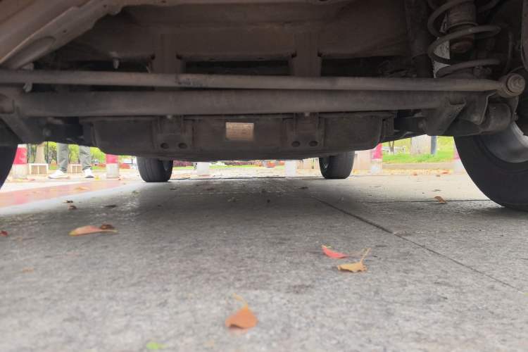 Used NETA V 2021 Long-Range Entertainment Edition Upgrade Model Chassis Rear