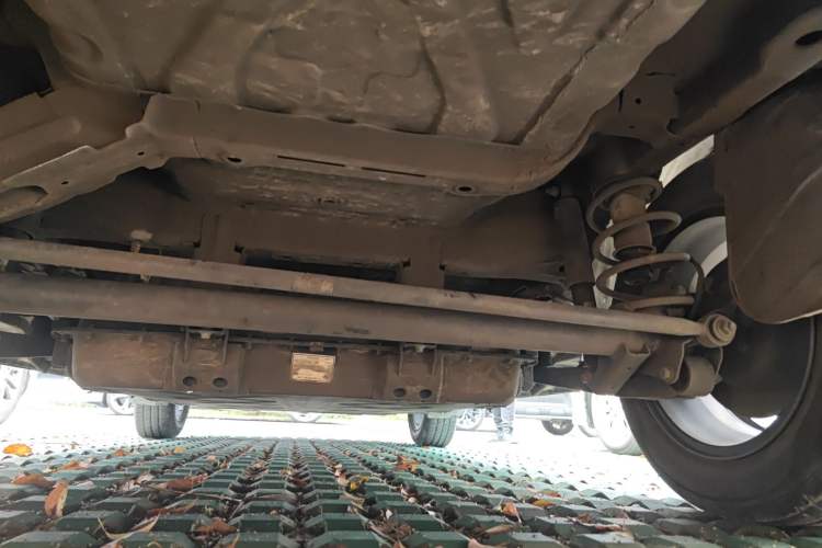 Used NETA V 2021 Long-Range Entertainment Edition Upgrade Model Chassis Rear