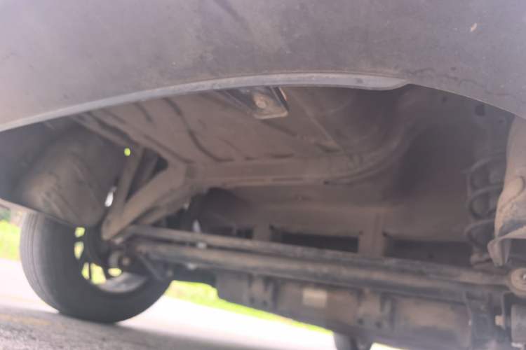 Used NETA V 2021 Long-Range Entertainment Edition Chassis Rear Right