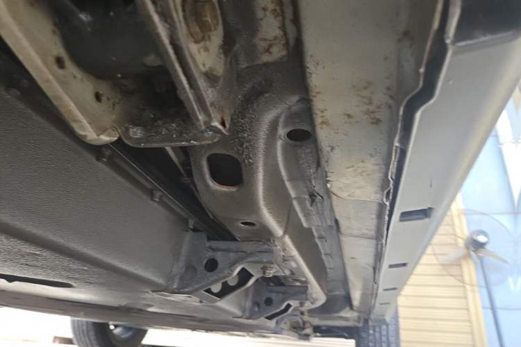 Used NETA V 2021 Long-Range Entertainment Edition Chassis Rear Right