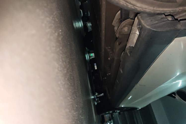 Used NETA V 2021 Standard Range Entertainment Version – Upgraded Model Chassis Rear Right