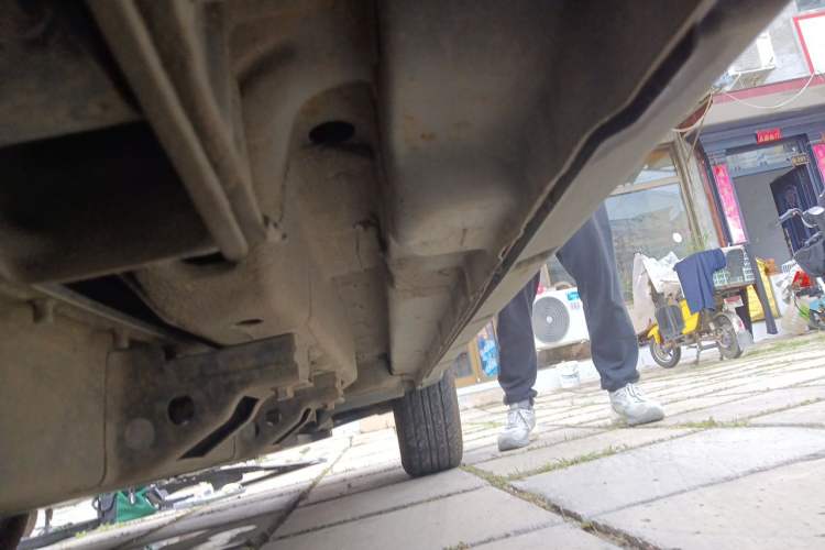 Used NETA V 2021 Long-Range Entertainment Edition Chassis Rear Right