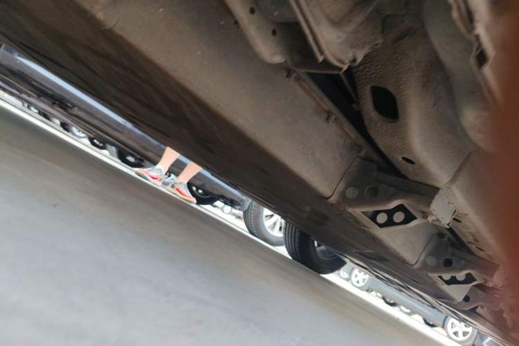 Used NETA V 2021 Long-Range Entertainment Edition Upgrade Model Chassis Rear Right