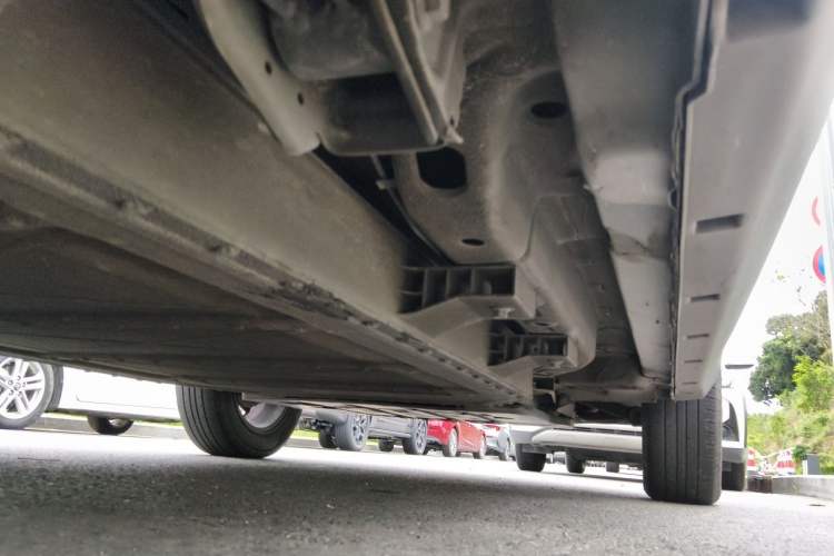 Used NETA V 2021 Standard Range Entertainment Version – Upgraded Model Chassis Rear Right