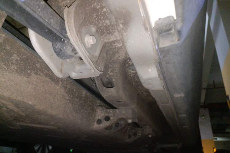 Used NETA V 2021 Long-Range Entertainment Edition Upgrade Model Chassis Rear Right