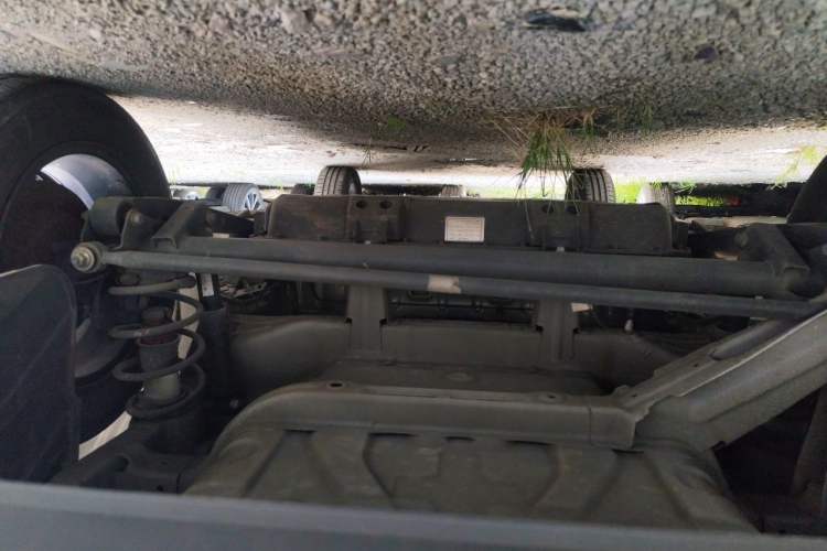 Used NETA V 2021 Long-Range Entertainment Edition Upgrade Model Chassis Rear