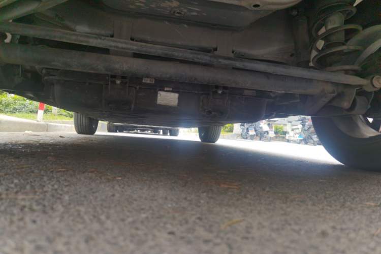 Used NETA V 2021 Long-Range Entertainment Edition Chassis Rear
