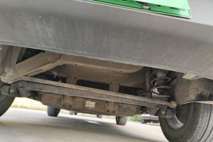 Used NETA V 2021 Long-Range Entertainment Edition Upgrade Model Chassis Rear