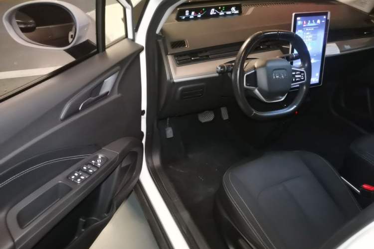 Used NETA V 2021 Standard Range Entertainment Edition Driver Seat