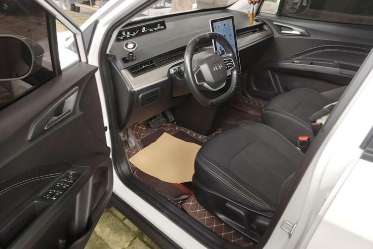 Used NETA V 2021 Standard Range Entertainment Edition Driver Seat