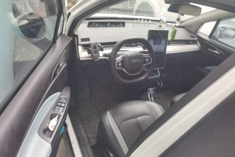 Used NETA V 2021 Long-Range Entertainment Edition Driver Seat
