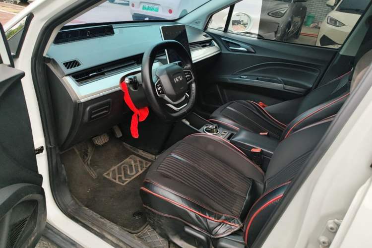 Used NETA V 2021 Long-Range Entertainment Edition Upgrade Model Driver Seat