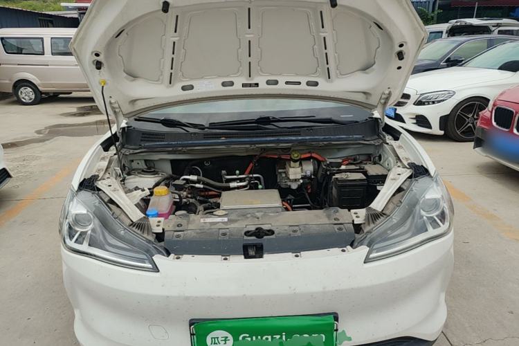 Used NETA V 2021 Long-Range Entertainment Edition Upgrade Model Engine Bay