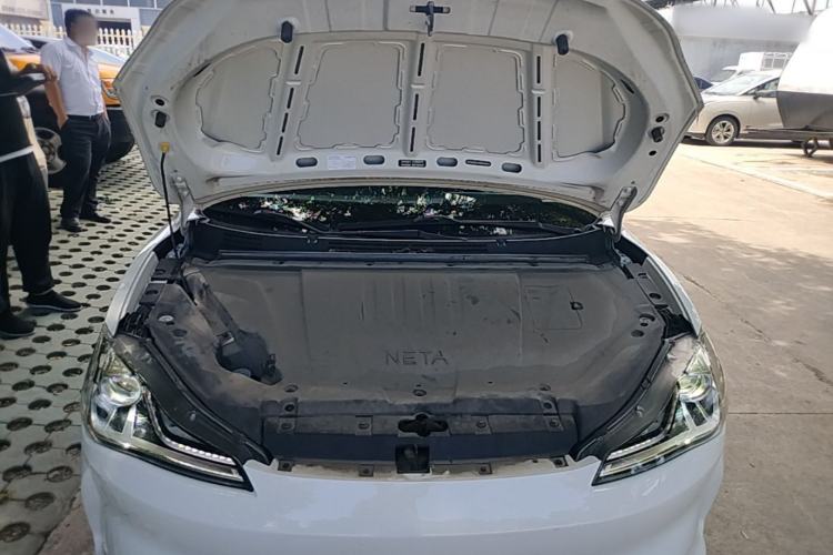 Used NETA V 2021 Standard Range Entertainment Version – Upgraded Model Engine Bay