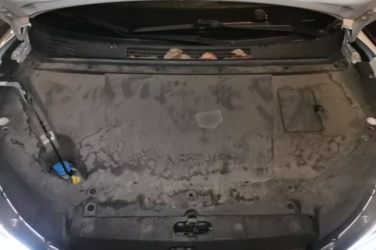 Used NETA V 2021 Standard Range Entertainment Edition Engine Bay