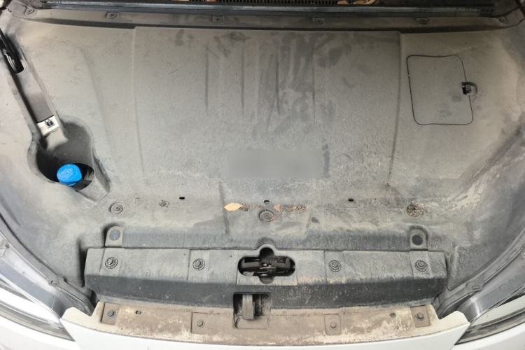 Used NETA V 2021 Long-Range Entertainment Edition Upgrade Model Engine Bay