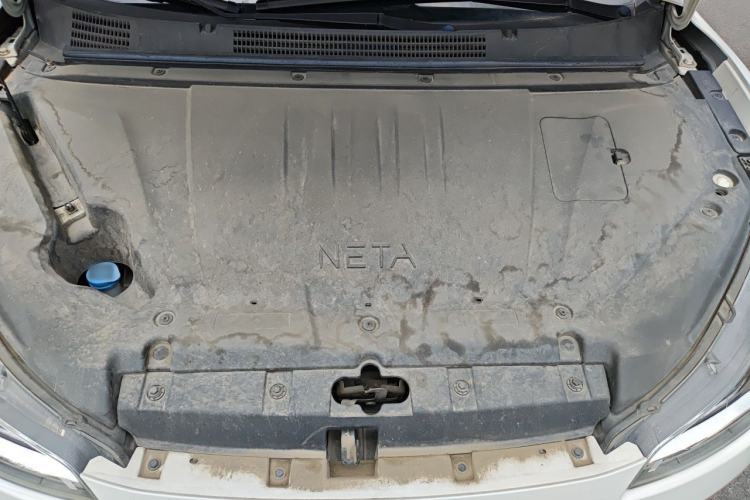 Used NETA V 2021 Long-Range Entertainment Edition Upgrade Model Engine Bay