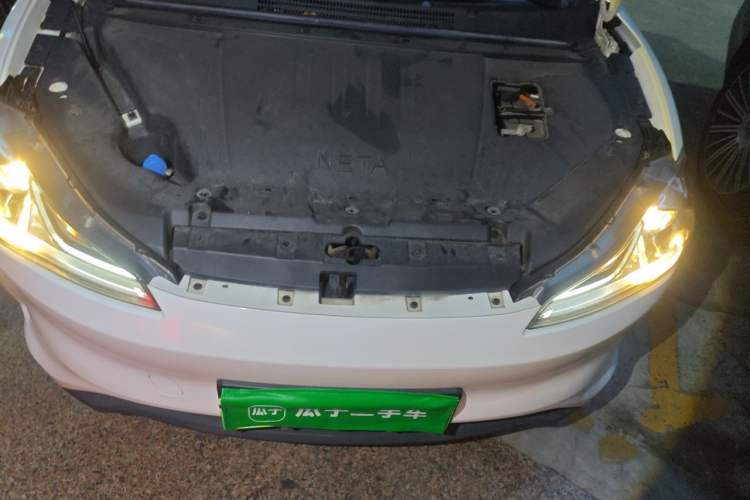 Used NETA V 2021 Long-Range Entertainment Edition Upgrade Model Engine Bay