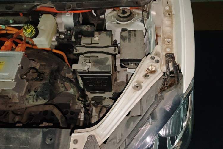 Used NETA V 2021 Standard Range Entertainment Version – Upgraded Model Engine Bay Left