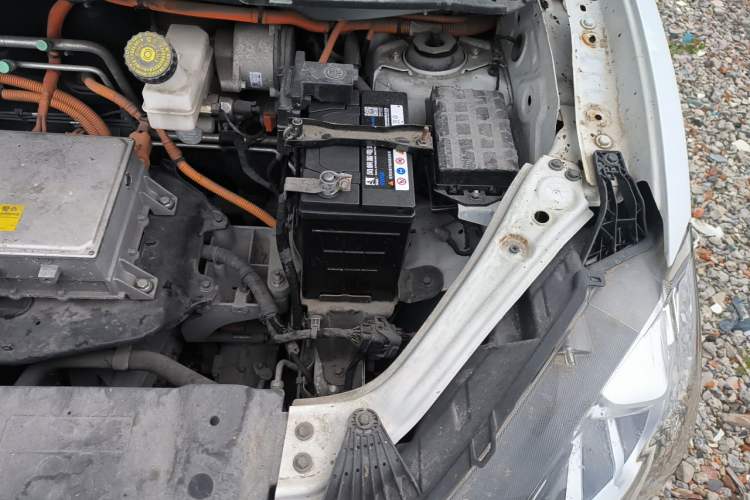 Used NETA V 2021 Long-Range Entertainment Edition Engine Bay Left