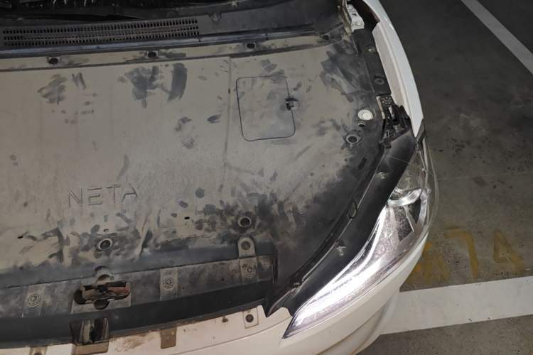 Used NETA V 2021 Standard Range Entertainment Version – Upgraded Model Engine Bay Left
