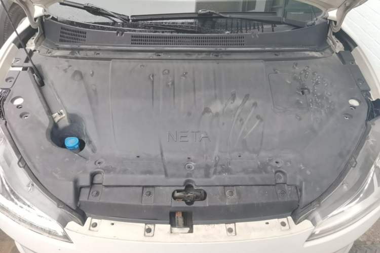 Used NETA V 2021 Long-Range Entertainment Edition Engine Bay