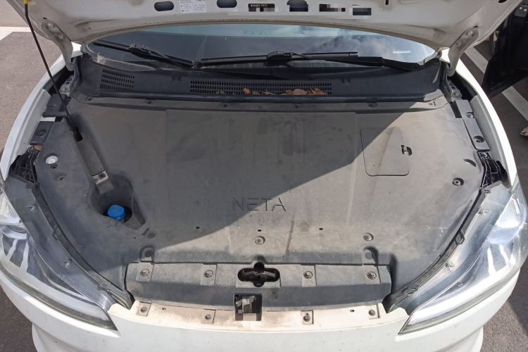 Used NETA V 2021 Long-Range Entertainment Edition Upgrade Model Engine Bay