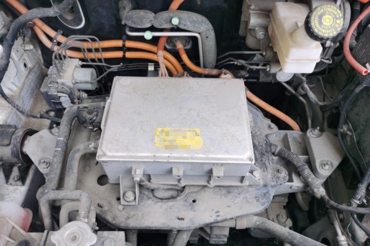 Used NETA V 2021 Long-Range Entertainment Edition Upgrade Model Engine Bay