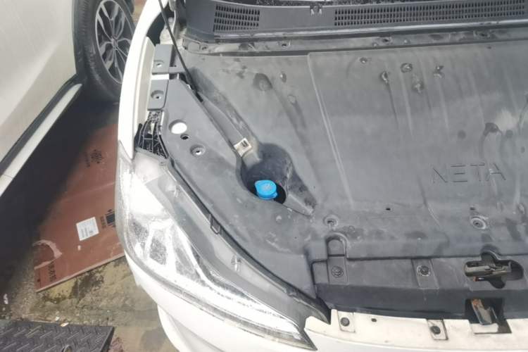 Used NETA V 2021 Long-Range Entertainment Edition Engine Bay Right