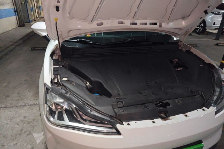 Used NETA V 2021 Standard Range Entertainment Version – Upgraded Model Engine Bay Right