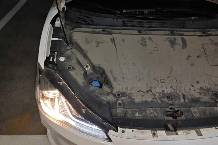 Used NETA V 2021 Standard Range Entertainment Version – Upgraded Model Engine Bay Right