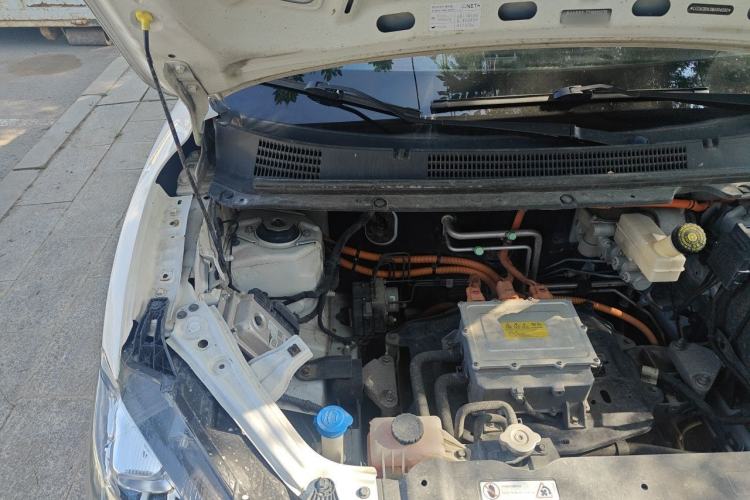 Used NETA V 2021 Standard Range Entertainment Edition Engine Bay Right
