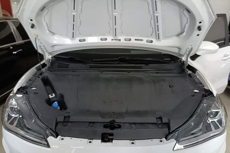 Used NETA V 2021 Standard Range Entertainment Version – Upgraded Model Engine Bay
