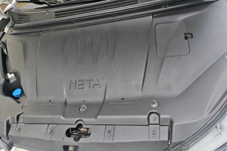 Used NETA V 2021 Long-Range Entertainment Edition Upgrade Model Engine Bay