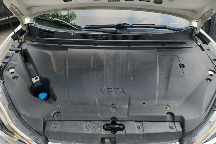 Used NETA V 2021 Long-Range Entertainment Edition Upgrade Model Engine Bay