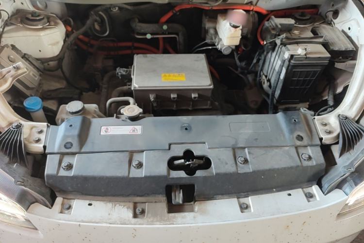 Used NETA V 2021 Long-Range Entertainment Edition Upgrade Model Engine Bay