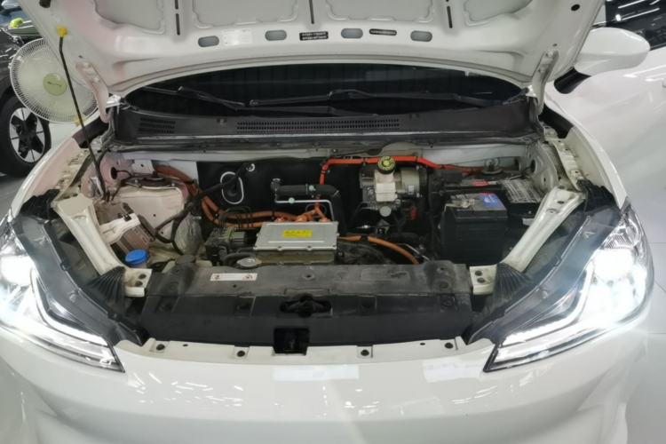 Used NETA V 2021 Standard Range Entertainment Version – Upgraded Model Engine Bay