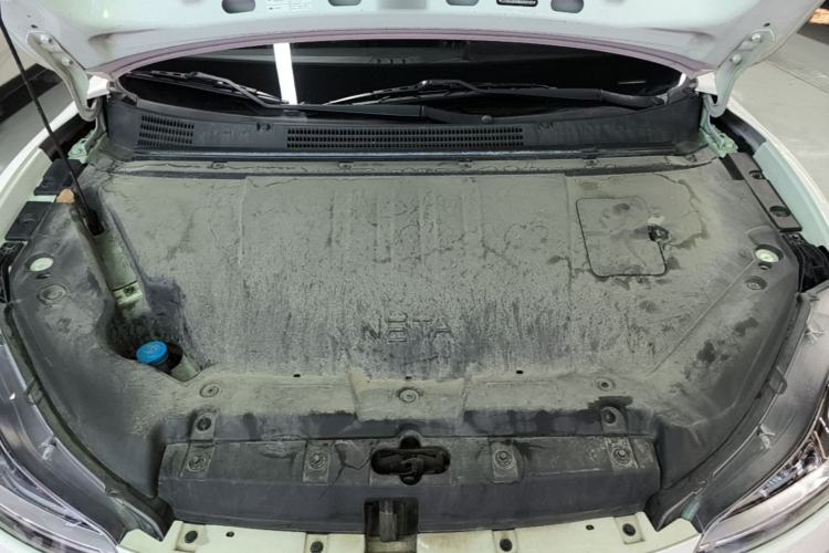 Used NETA V 2021 Standard Range Entertainment Version – Upgraded Model Engine Bay