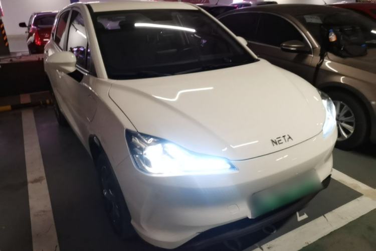 Used NETA V 2021 Standard Range Entertainment Edition Exterior 1