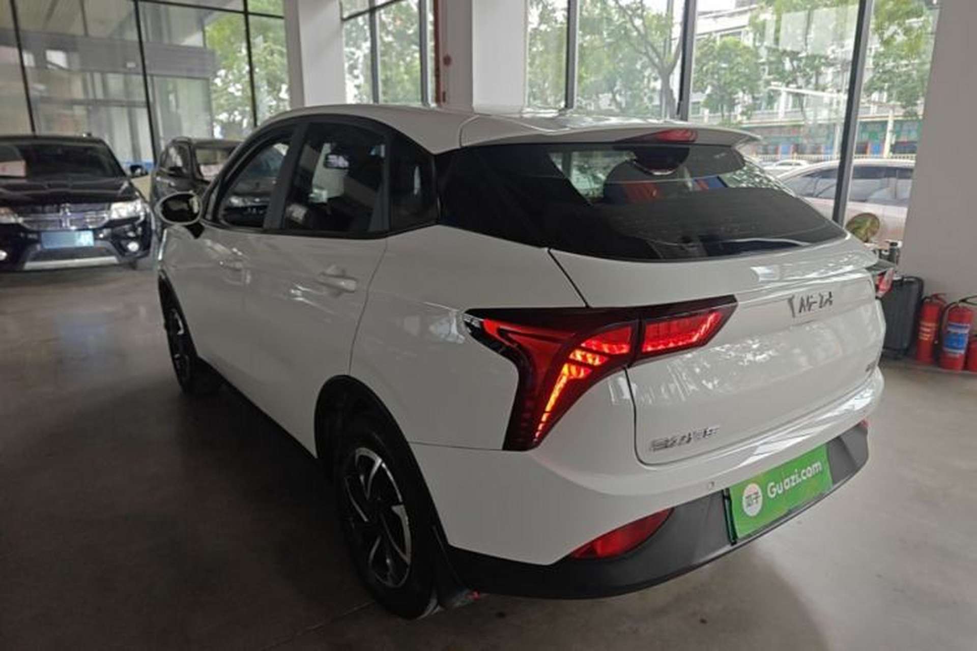 Used NETA V 2021 Long-Range Entertainment Edition Upgrade Model Exterior 2
