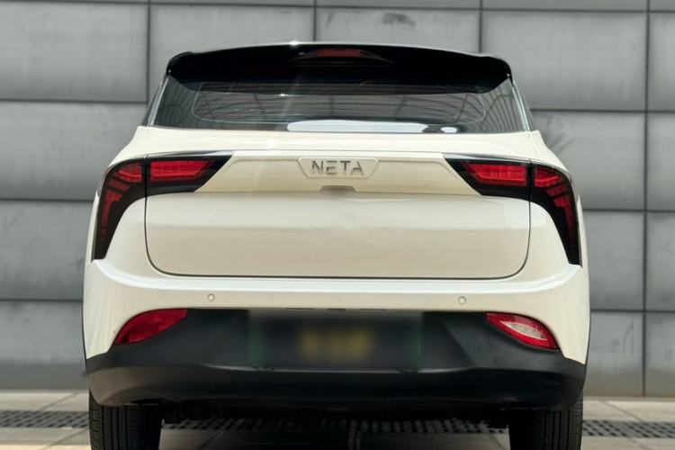 Used NETA V 2021 Standard Range Entertainment Version – Upgraded Model Exterior 2