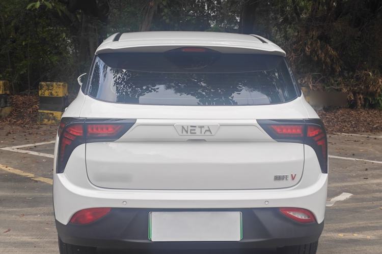 Used NETA V 2021 Standard Range Entertainment Version – Upgraded Model Exterior 4