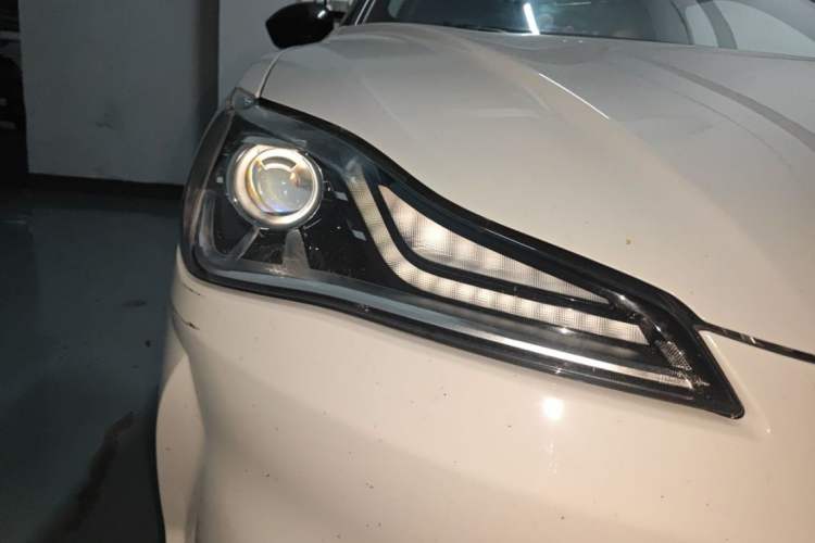 Used NETA V 2021 Long-Range Entertainment Edition Exterior 4