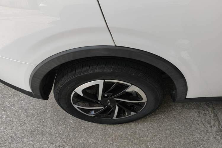 Used NETA V 2021 Long-Range Entertainment Edition Upgrade Model Exterior 5